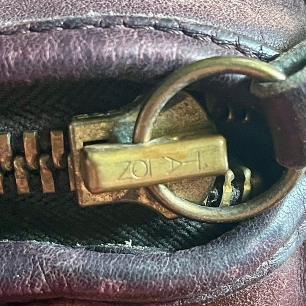 RARE Coach Vintage Oxblood Saddle Leather Crossbody - Picture 8 of 8